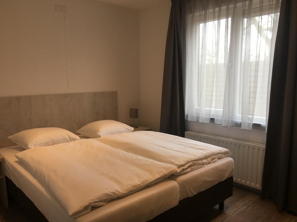 Boutique Hotel De Zwaluw De Koog  Exteriör bild